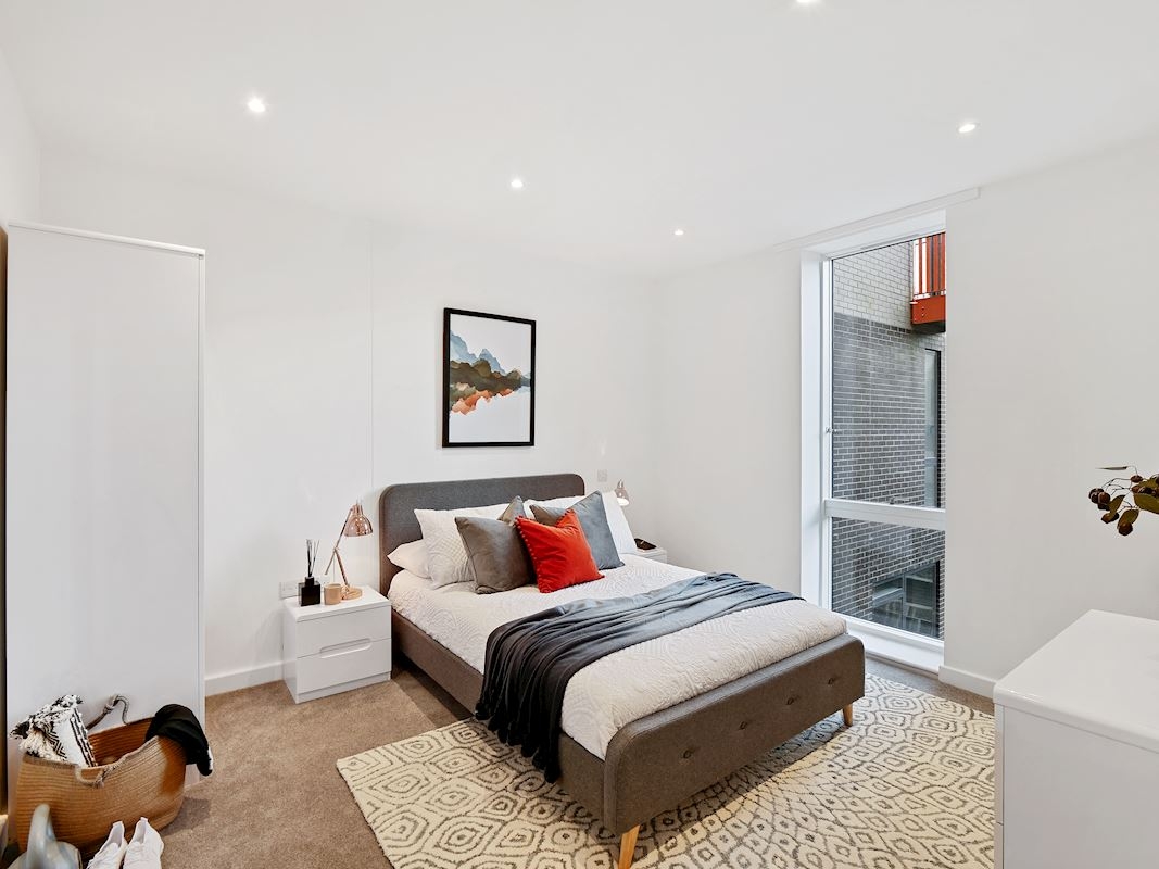 Purley Way CR0 Folio